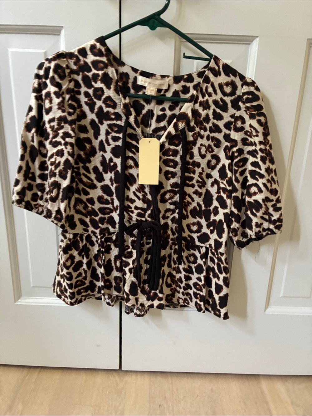 Leopard Print Short Sleeve Peplum Top - Black & Cream
